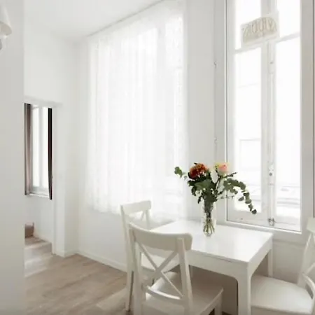 Appartements Marais Proche Du Theatre Renard París Habitación foto